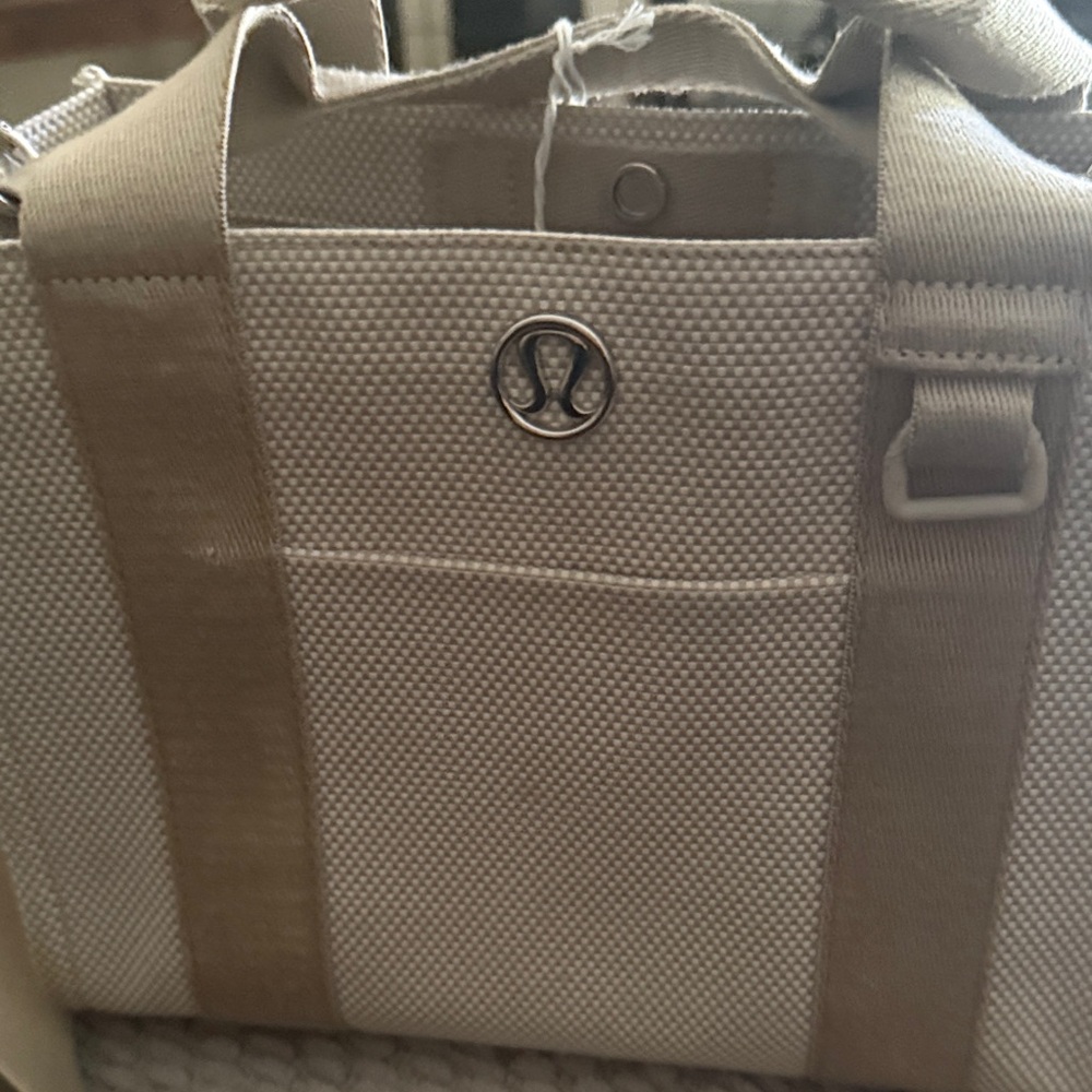 lululemon athletica Gray Crossbody Bag - Picture 4 of 8